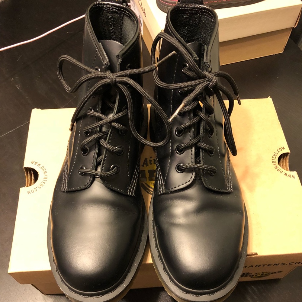 NWT - Dr. Martens Boots